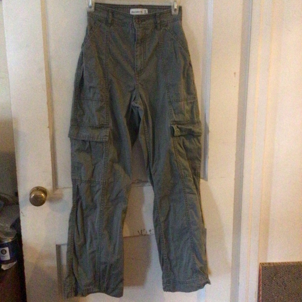 Abercrombie & Fitch Olive Cargo Pants